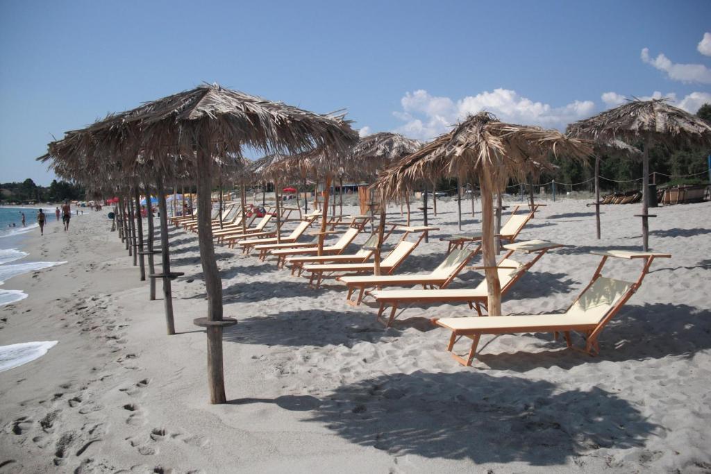 Hotel Baia Cea Бари-Сардо Экстерьер фото